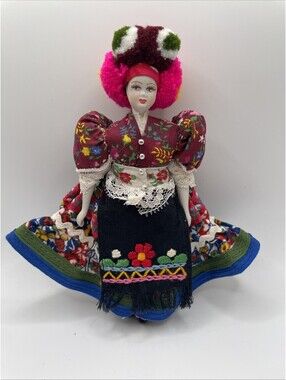 Hungarikum HUNGARIAN Embroidered Mezokovesd Folk Costume Matyó Doll